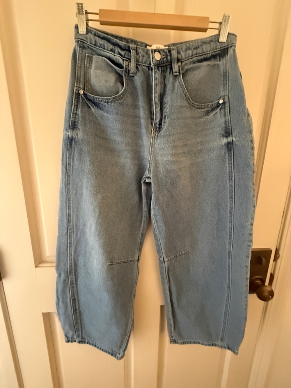 NWT Austin Landing Barrel Leg Jeans